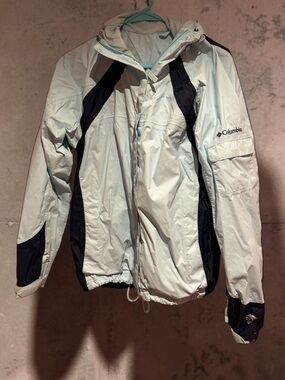 Columbia rain jacket
